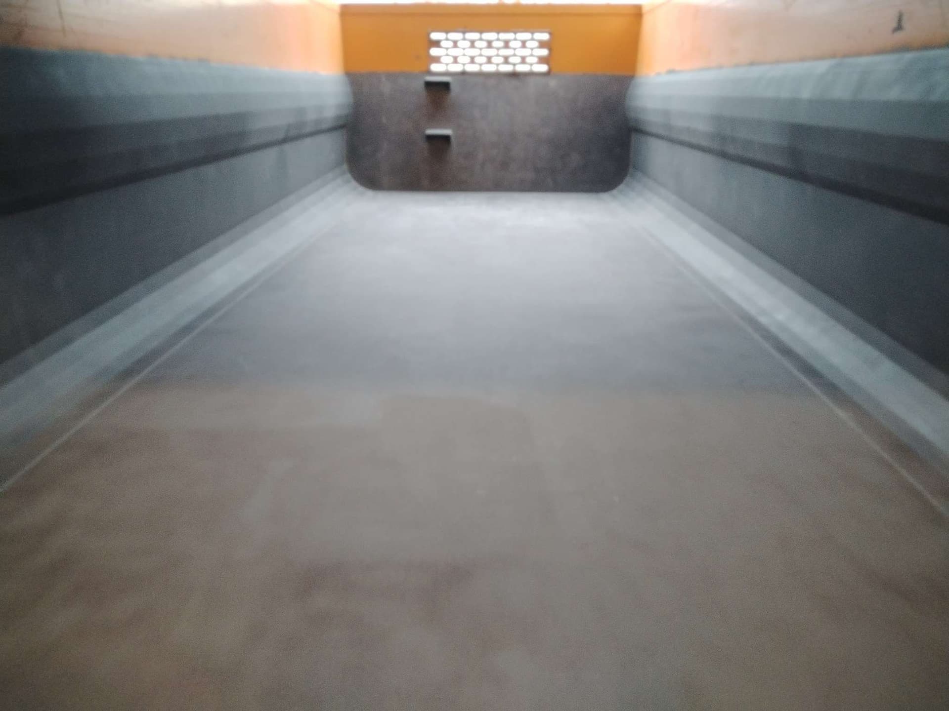 Remorque après décapage