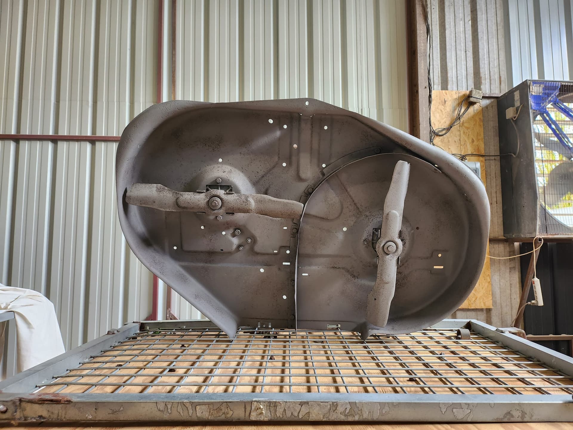 Rénovation tondeuse par sablage